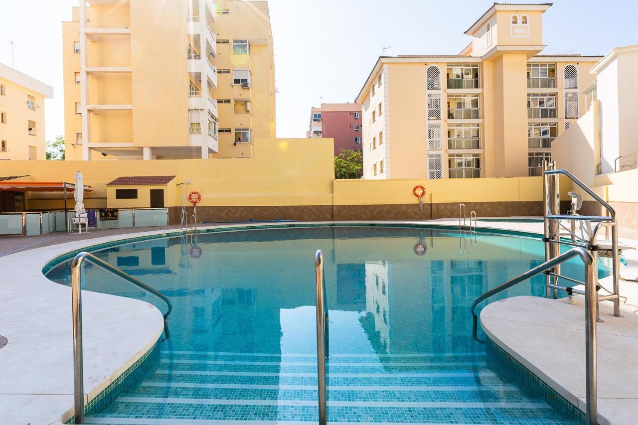 Ver853 - Estudio Con Terraza Vistas Al Mar, Piscina, Playa, Centro Torremolinos Bagian luar foto